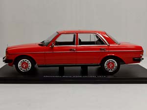 MERCEDES 230E - 1975 (W123) KK-SCALE 1:18 — фото 2