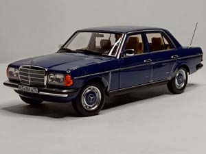 MERCEDES 200 1982 (W123) BLUE 1:18 NOREV