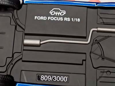 FORD FOCUS RS MK2 OTTOMOBILE 1:18 — фото 8