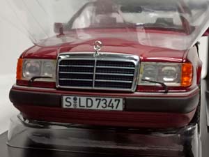 MERCEDES 300 CE-24 C124 (W124) NOREV 1:18 — фото 5