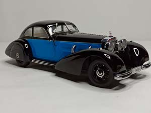 MERCEDES 540K (W29) BLACK/BLUE 1:18 KK SCALE