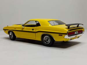 DODGE CHALLENGER R/T 1970 GREENLIGHT 1:18 — фото 6