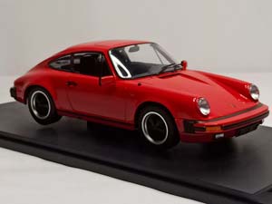 PORSCHE 911 SC COUPE 1983 KK SCALE 1:18 — фото 5