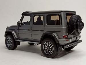 MERCEDES G63 AMG 4X4 PLATINUM 1:18 NZG — фото 4