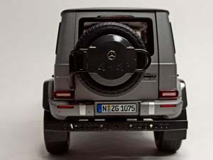 MERCEDES G63 AMG 4X4 PLATINUM 1:18 NZG — фото 5