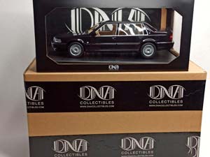 VOLVO S90 ROYAL VIOLETT 1998 DNA 1:18 — фото 8