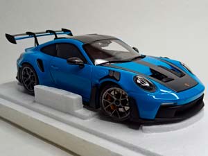 PORSCHE 911 (992) GT3 RS 2024 LIMITED 1:18 — фото 6