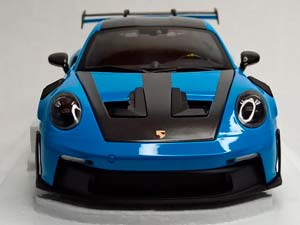 PORSCHE 911 (992) GT3 RS 2024 LIMITED 1:18 — фото 7
