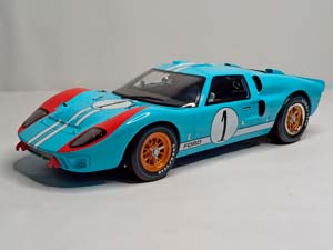 FORD GT40 #1 24H LEMANS1966 CMR 1:12
