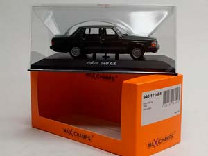 VOLVO 240 GL 1986 DARK GREEN 1:43 — фото 7