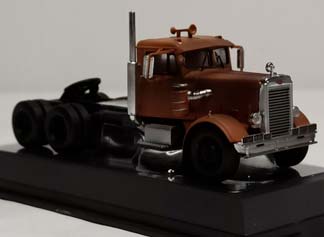 PETERBILT 281 1955 RUSTY ТЯГЯЧ 1:64 IXO (ДЛИНА МОДЕЛИ 6-10 СМ) — фото 2