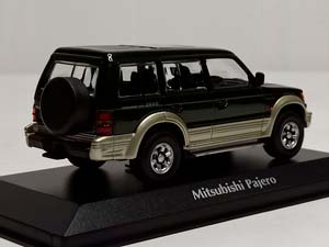MITSUBISHI PAJERO LWB 1991 GREEN 1:43 — фото 6