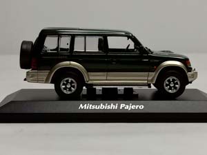 MITSUBISHI PAJERO LWB 1991 GREEN 1:43 — фото 7
