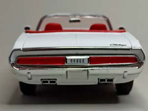 DODGE CHALLENGER 1970 GREENLIGHT 1:18 — фото 4