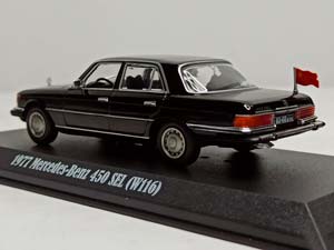 MERCEDES 450 SEL (W116) 1977 GREENLIGHT 1:43 — фото 2