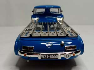 MERCEDES W21 TRANSPORTER ЭВАКУАТОР 1:18 WERK83 — фото 4