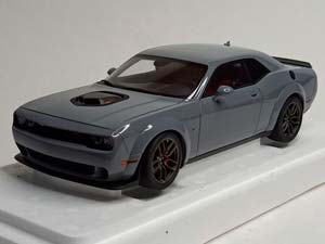 DODGE CHALLENGER R/T SCAT PACK WIDEBODY 1:18 AUTOART
