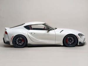 TOYOTA GR SUPRA WHITE 1:18 SOLIDO — фото 7