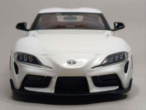 TOYOTA GR SUPRA WHITE 1:18 SOLIDO — фото 8