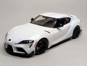 TOYOTA GR SUPRA WHITE 1:18 SOLIDO