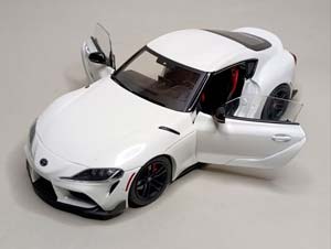 TOYOTA GR SUPRA WHITE 1:18 SOLIDO — фото 2