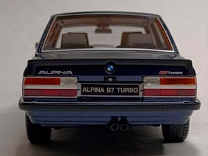 BMW ALPINA B7 TURBO (E28) OTTOMOBILE 1:18 — фото 3