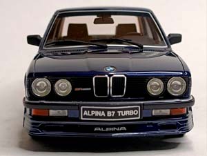 BMW ALPINA B7 TURBO (E28) OTTOMOBILE 1:18 — фото 2