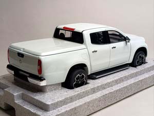 MERCEDES X- CLASS PICK-UP 2018 NOREV 1:18 — фото 6