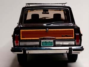 JEEP WAGONEER 1989 DD MODELS 1:18 — фото 7