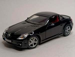 MERCEDES SLK 55 AMG 1:18 MOTORMAX