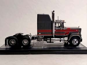 MACK SUPERLINER MAGNUM 1985 IXO 1:43 — фото 6