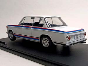 BMW 2002 TII TURBO 1971 SOLIDO 1:18 — фото 4
