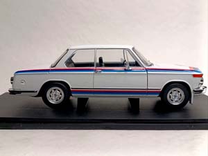 BMW 2002 TII TURBO 1971 SOLIDO 1:18 — фото 7