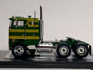 PETERBILT T 352 PACEMAKER 1979 IXO 1:43 — фото 2