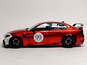 ALFA ROMEO GIULIA GTAM 2022 SOLIDO 1:18 — фото 4