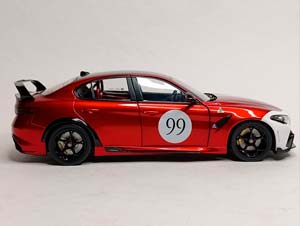 ALFA ROMEO GIULIA GTAM 2022 SOLIDO 1:18 — фото 8