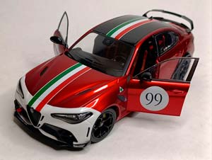 ALFA ROMEO GIULIA GTAM 2022 SOLIDO 1:18 — фото 2