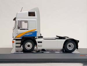 MAN F2000 19/603 1996 IXO 1:43 — фото 3
