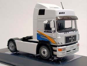 MAN F2000 19/603 1996 IXO 1:43 — фото 8