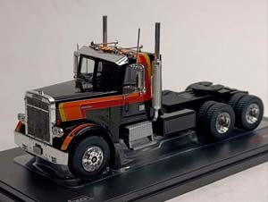 FREIGHTLINER FLC 120 64 T 1977 IXO 1:43