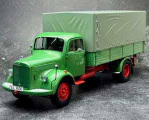 MERCEDES L 3500 SCHUCO 1:18