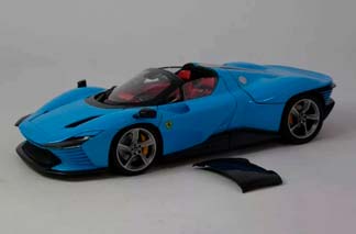 FERRARI DAYTONA SP3 CLOSED 2022 BBURAGO 1:18 — фото 3