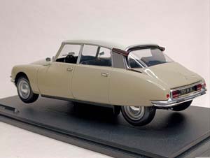 CITROEN DS 1976 SOLIDO 1:18 — фото 5