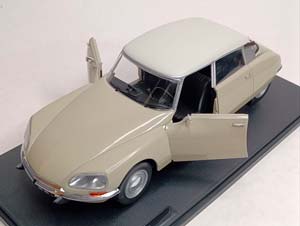 CITROEN DS 1976 SOLIDO 1:18 — фото 2