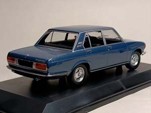 BMW 2500 -1968 MINICHAMPS 1:18 — фото 5