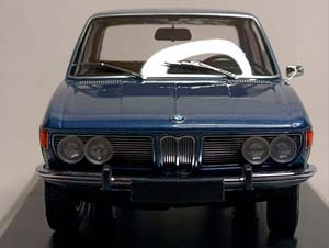 BMW 2500 -1968 MINICHAMPS 1:18 — фото 8