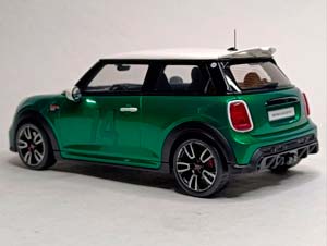 MINI COOPER F56 JCW- 2023 OTTOMOBILE 1:18 — фото 3