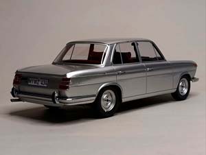 BMW 1800 TI -1965 MINICHAMPS 1:18 — фото 4