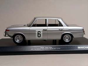 BMW 1800 TISA -1965 MINICHAMPS 1:18 — фото 3
