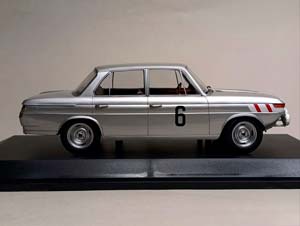 BMW 1800 TISA -1965 MINICHAMPS 1:18 — фото 7